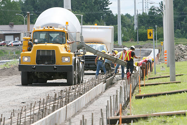 Best Concrete Driveway Installation in East Dundee, IL